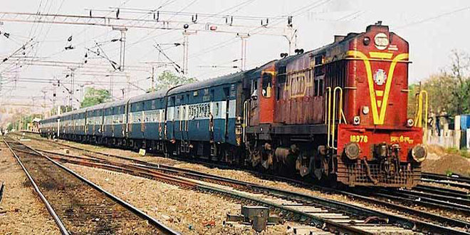 extracoachesaddedtotrainsfromoct7toclearrush